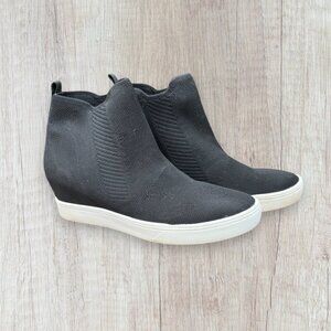 MIA Slip-On Stretch Knit Wedge Booties Boots Shoes Sz 7